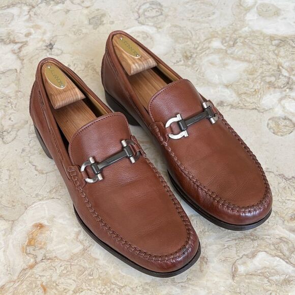 Salvatore Ferragamo Leather Gancini Buckle Loafers - Picture 2 of 16